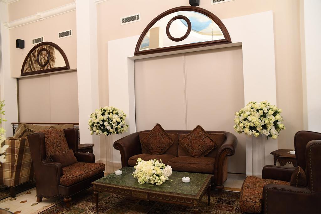 Colibri Hotel Brummana Luaran gambar