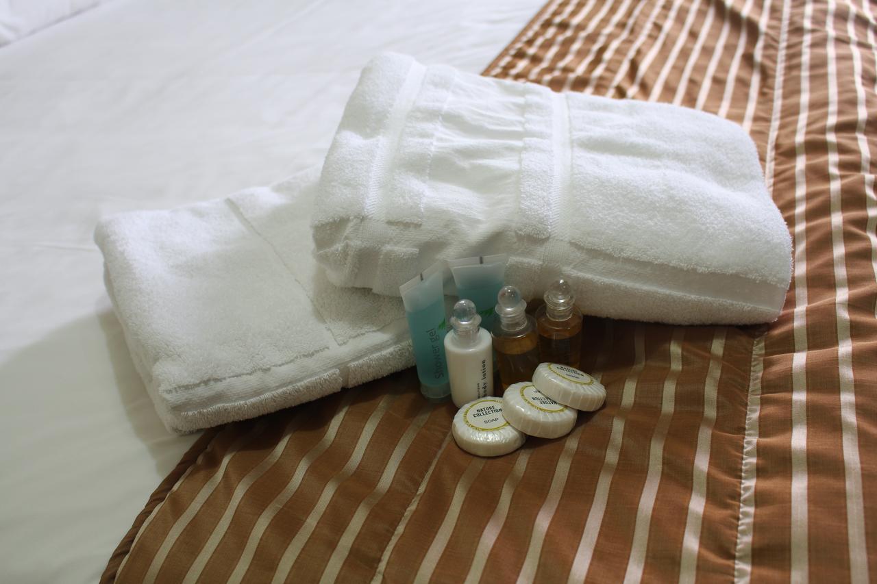 Colibri Hotel Brummana Luaran gambar